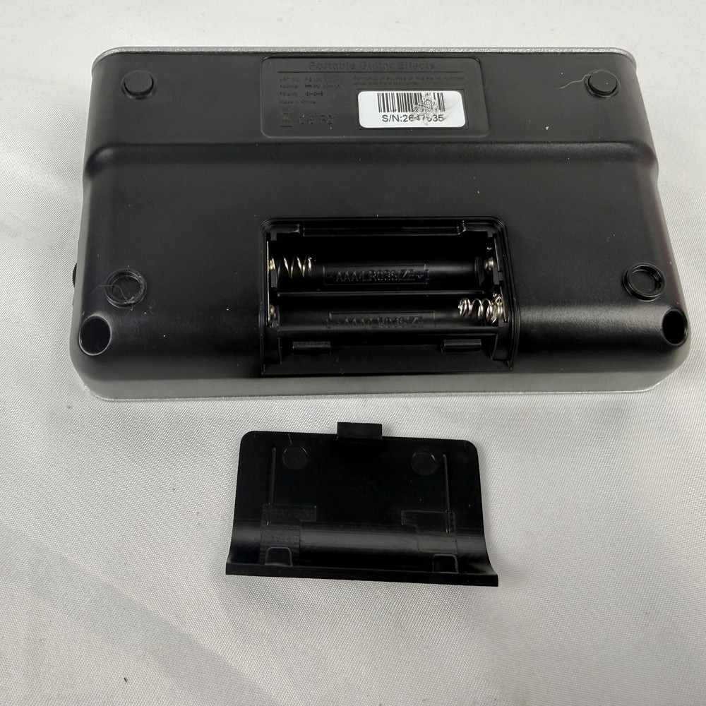 Mooer PE100 Guitar Multi Effects Processor Pedal Digital W/ Adapter Strap Cable