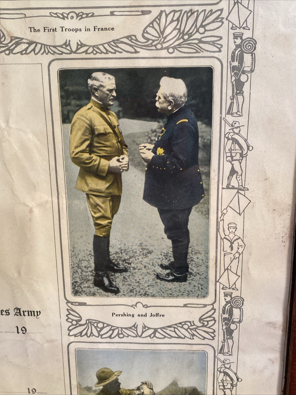 ANTIQUE FRAMED ROLL OF HONOR SERVICE IN THE WORLD WAR 1918 Military Photos