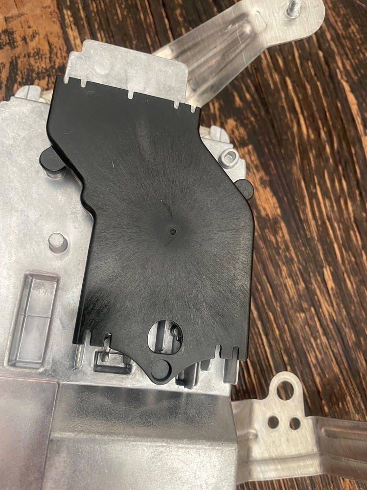 BMW Audio Sound System Amplifier Module W/ Surround View Camera Computer Control