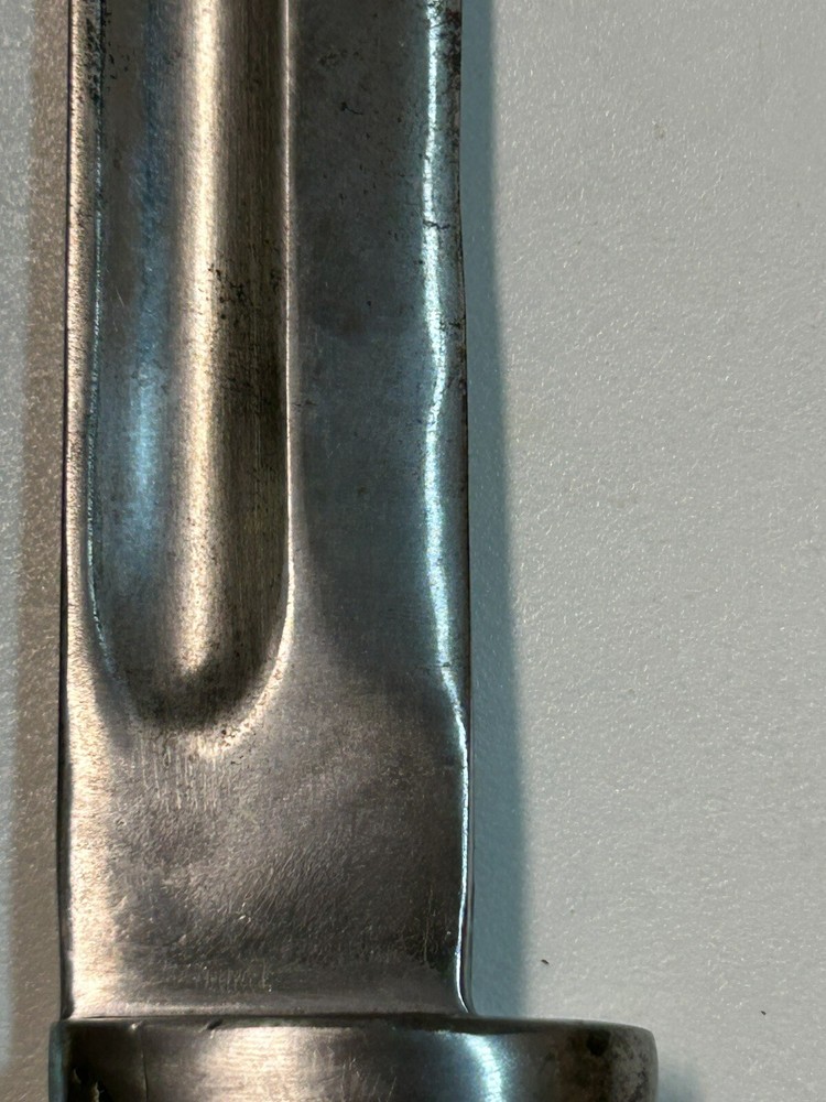 Older Bayonet No visible Markings