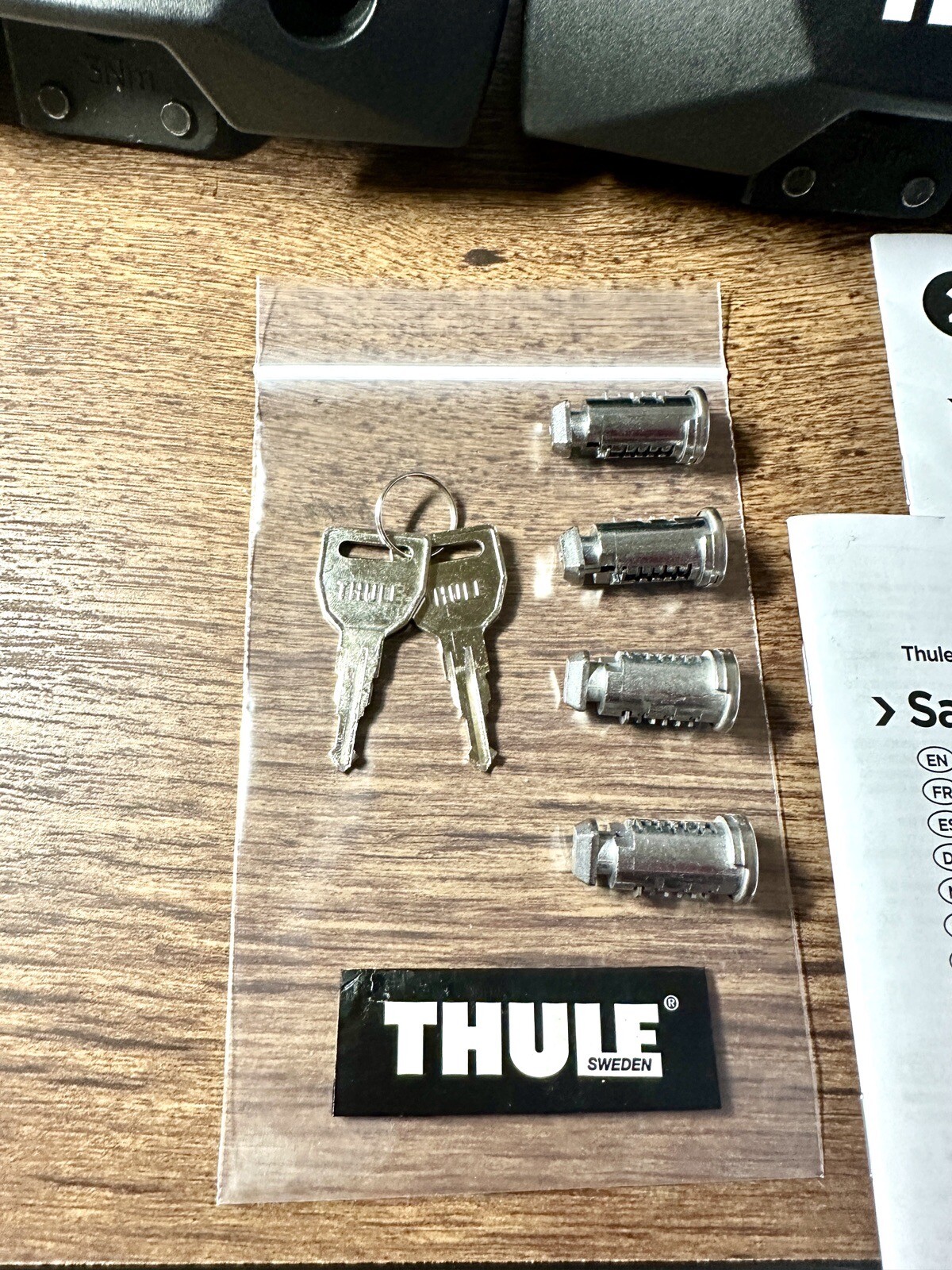 Thule Edge Clamp Foot Pack 720501 (New/Repackaged) + Free Thule Metal Lock Set!
