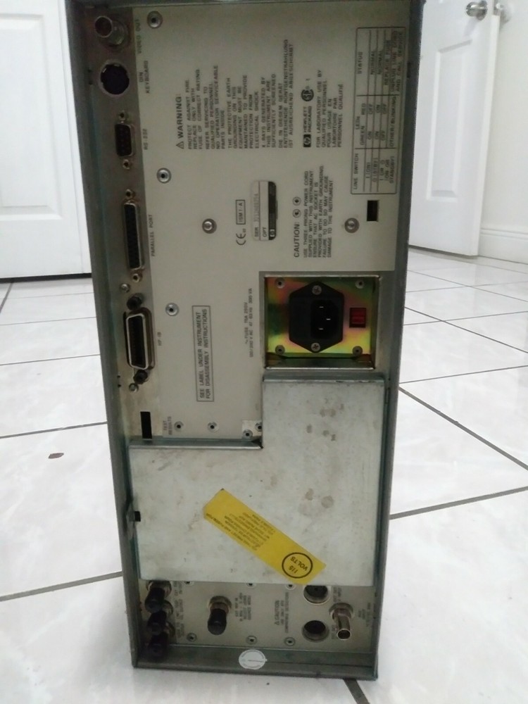 VNA HP AGILENT 8711A RF VECTOR NETWORK ANALYZER