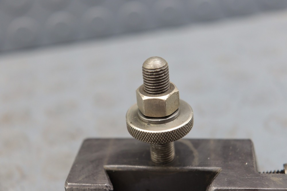 ALORIS BXA-8 QUICK CHANGE TOOL HOLDER THREADING HOLDER LOC7644
