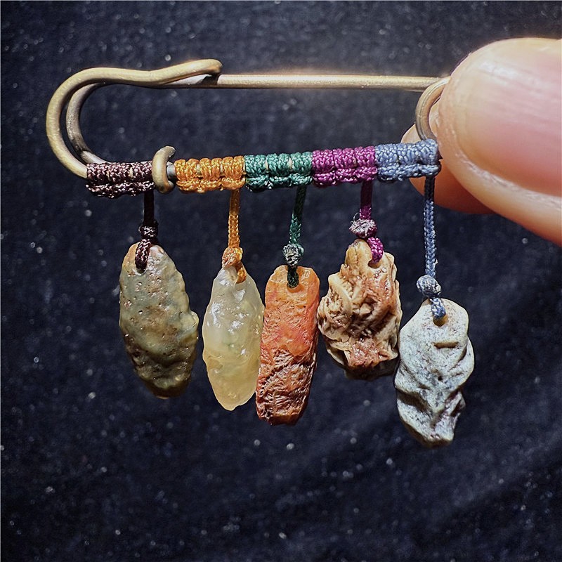 Vintage Brooch Pendant ~ China Inner Mongolia Gobi Agate Stone Badges Corsage