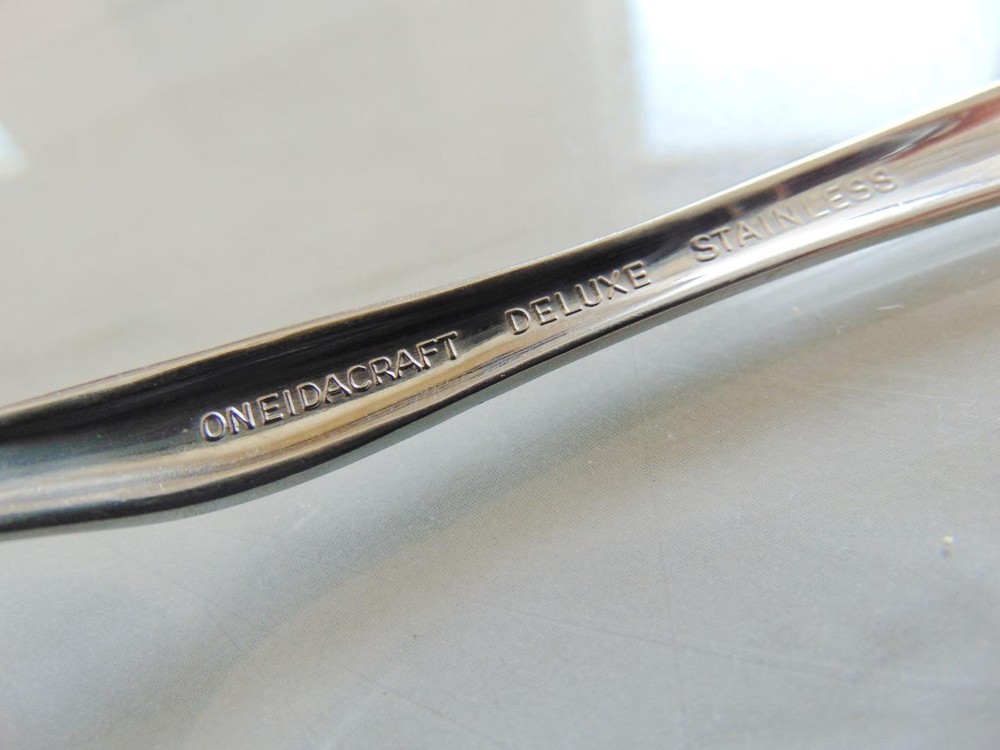 Oneida SHASTA Pie Server Oneidacraft Deluxe Stainless