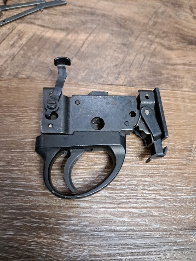 OEM SPRINGFIELD SAVAGE 18D 18 D 12GA TRIGGER ASSEMBLY
