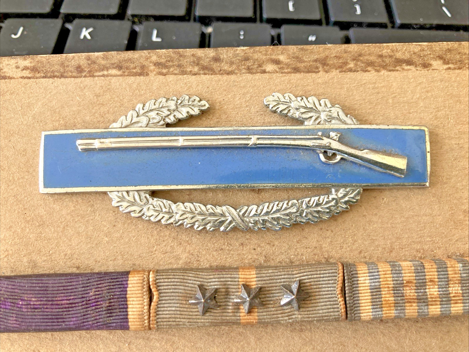 COMBAT INFANTRYMAN BADGE + KOREA RIBBONS airborne medic medal division regiment