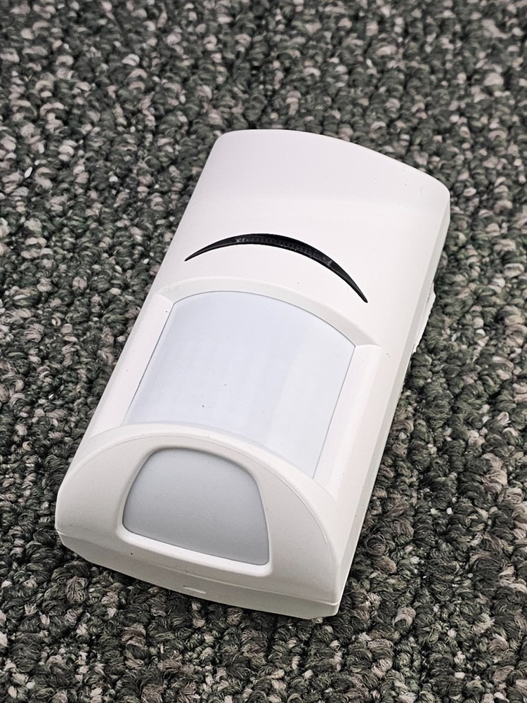 Bosch RFPR-12 Radion PIR Wireless Motion Detector 12m Range