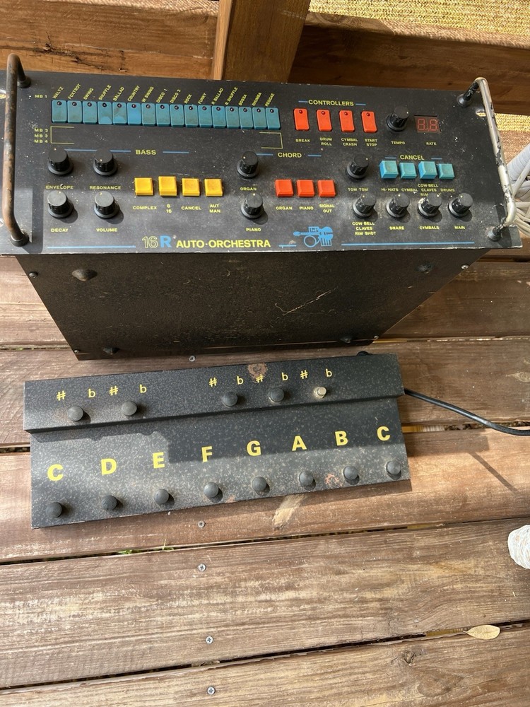 VINTAGE MTI MIXER