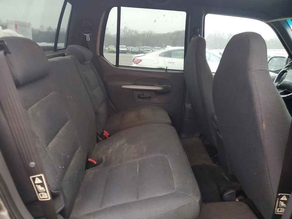 EXPLORER 2002 Glove Box 5024930
