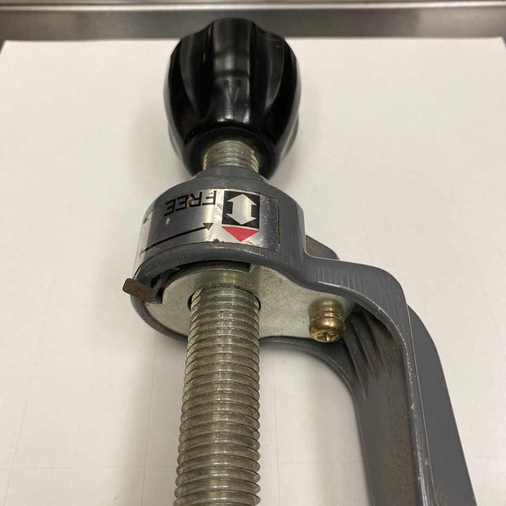 Makita 8161363 Horizontal Hold Down Clamp 9"