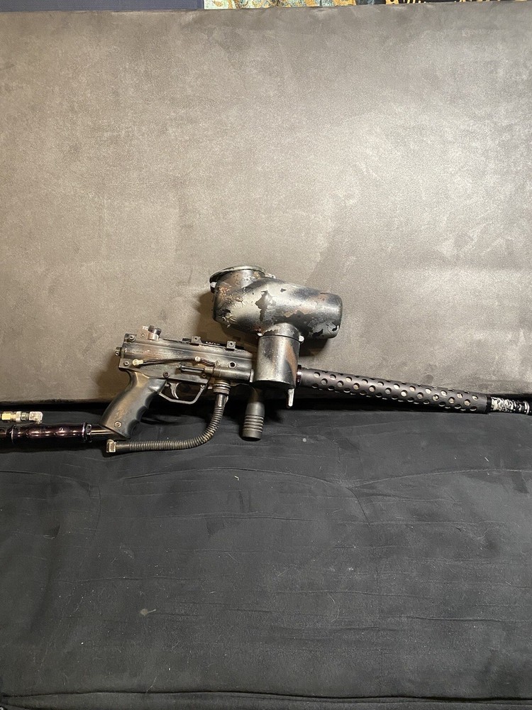 Tippmann A5 Custom Paintball Gun + GEAR