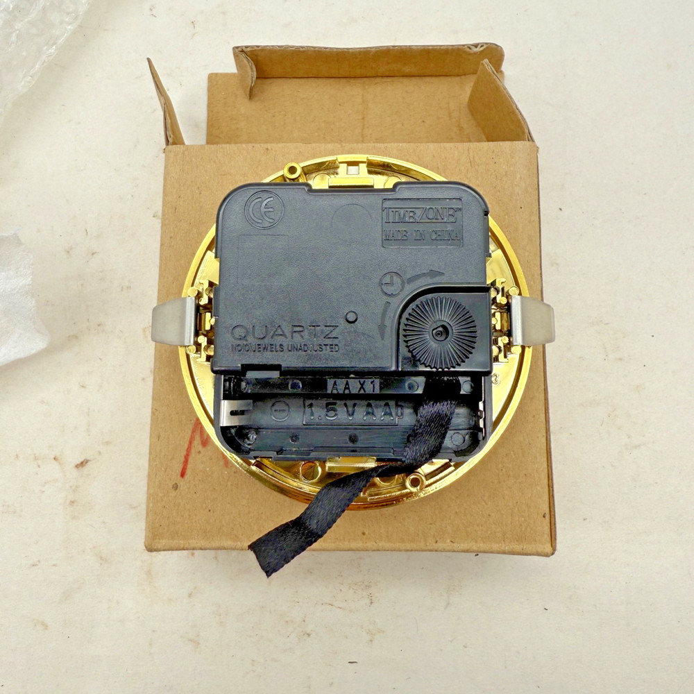 NOS Quartz Clock Battery Insert Movement 3 1/8" Dia. (280AW)