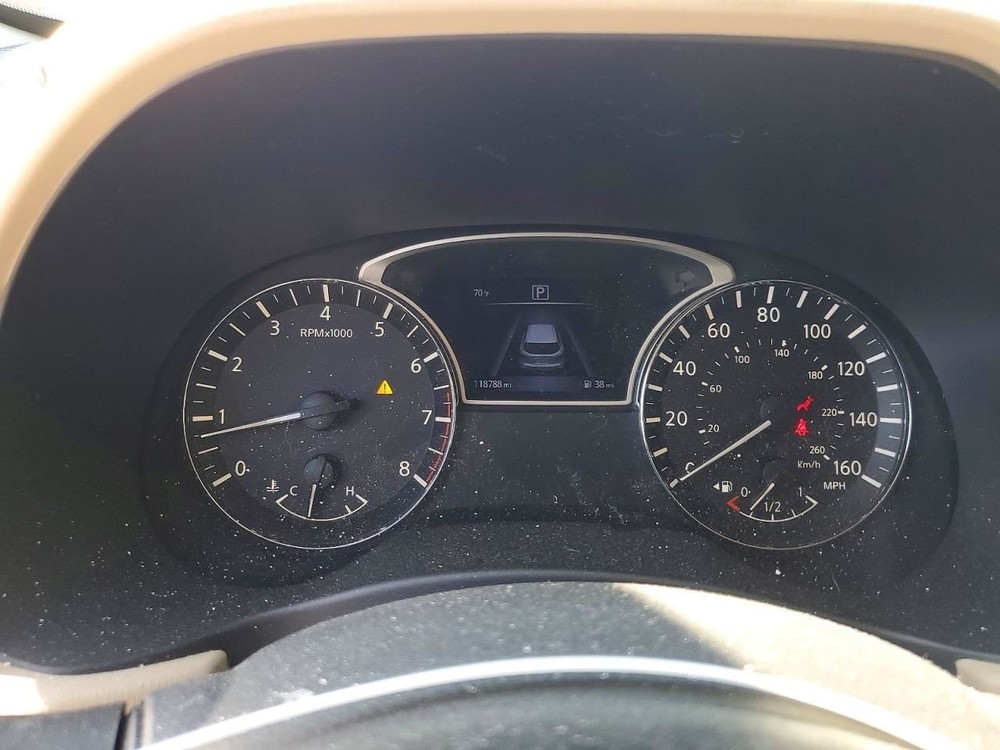 PATHFINDR 2017 Glove Box 4994777