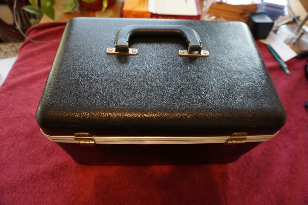 Simco ICM-1 Ionometer with Carrying Case