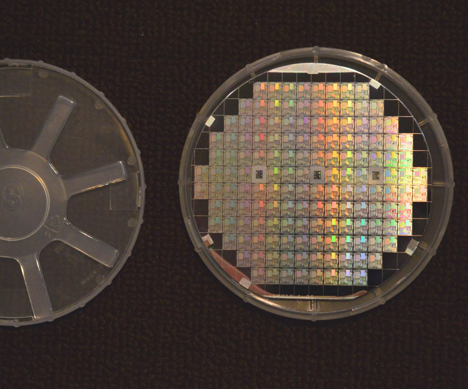 Historic 1986 Rockwell silicon wafer of Microprocessors made in USA - with case