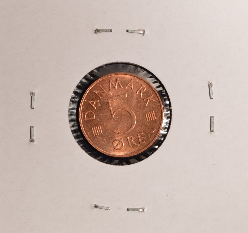 Denmark 5 ORE ~~ 1973 ~~ Uncirculated Toned
