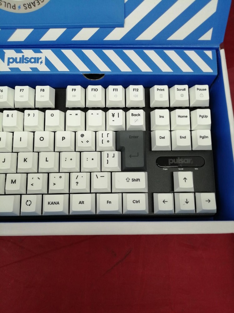Gaming Keyboard Model PCM K2HE811W PULSAR