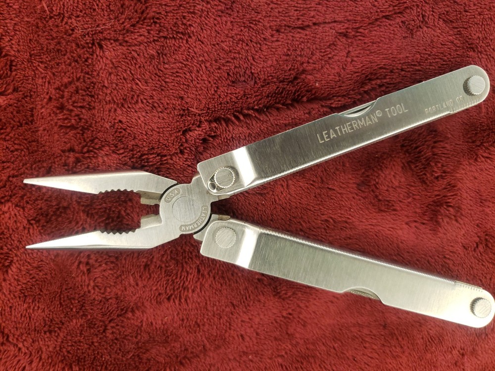 Leatherman ~ PST Multi tool 0400 0600 Date Codes
