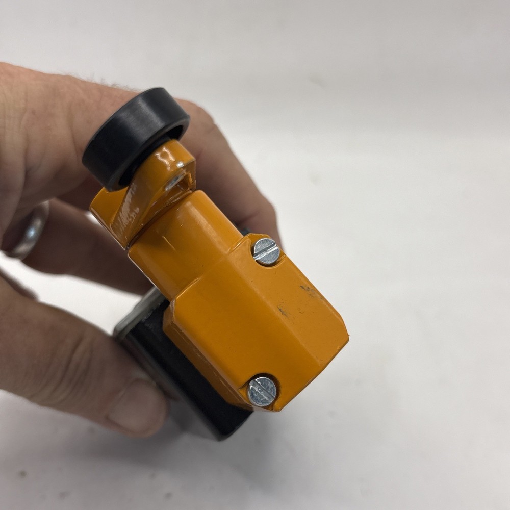 Siemens P5500185 Limit Switch