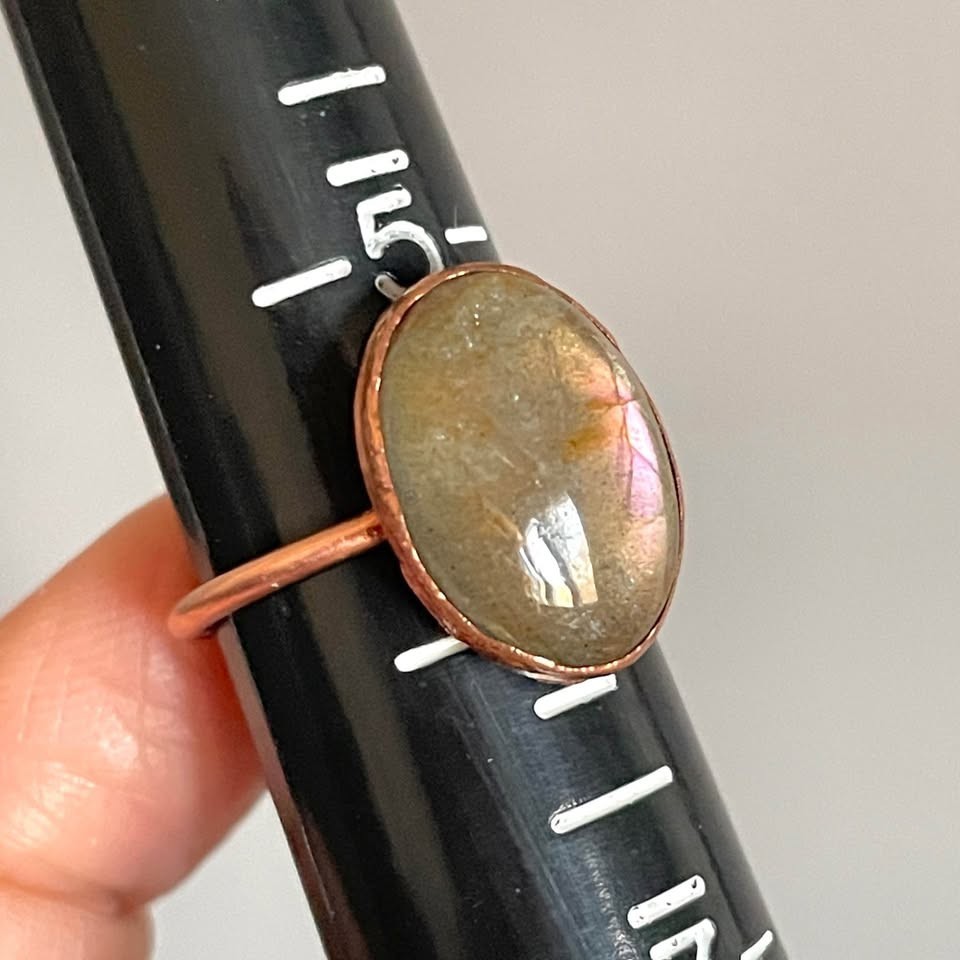Handmade Labradorite Cabochon Copper Ring - 6