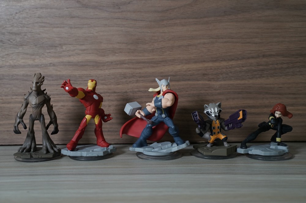 Disney Infinity Lot Groot/ Iron Man/ Thor/ Rocket/ Black Widow