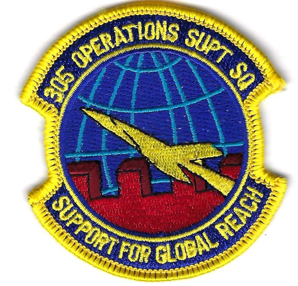 PATCH USAF 305TH OPERATIONS SUPPORT SQUADRON McGUIRE AFB  B8-45
