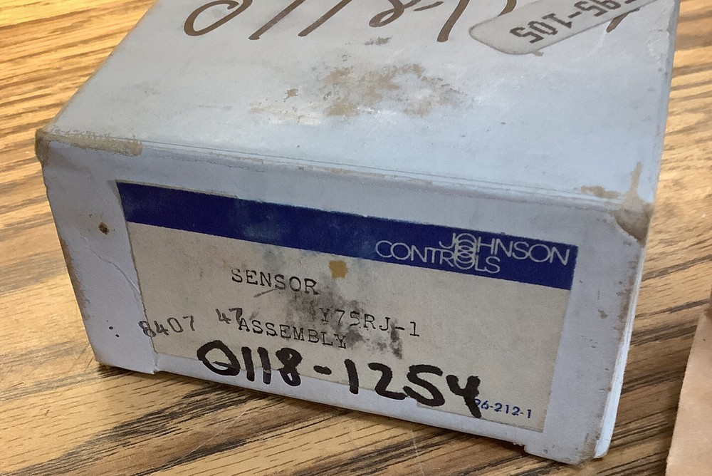 Used Johnson Control Y75RJ-1 Baso Flame Sensor Assembly #3
