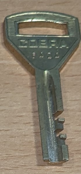 GREENWALD COBRA KEY (SAME AS GW 77-2018) CODED 6424