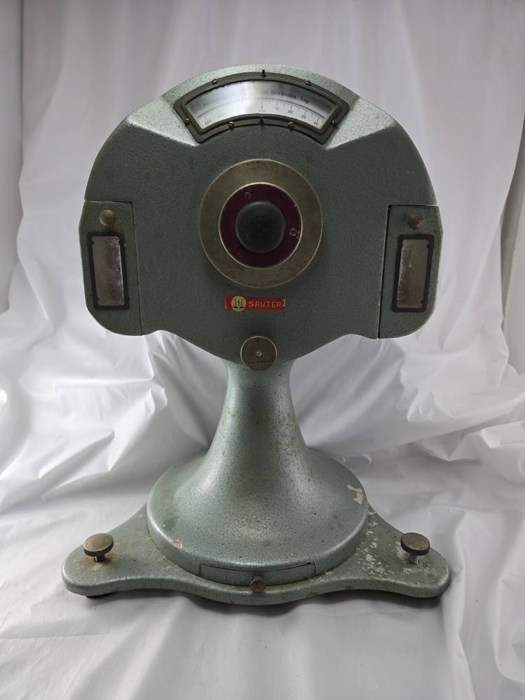 Vintage August Sauter Scale