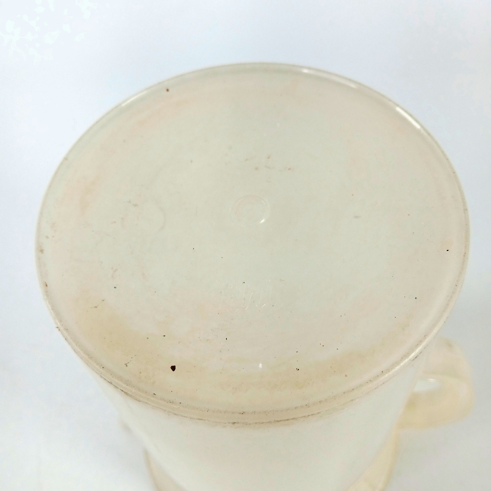 2 Ltr VITRI Heavy Duty Plastic Darkroom Beaker/Pitcher Germany 8" Tall