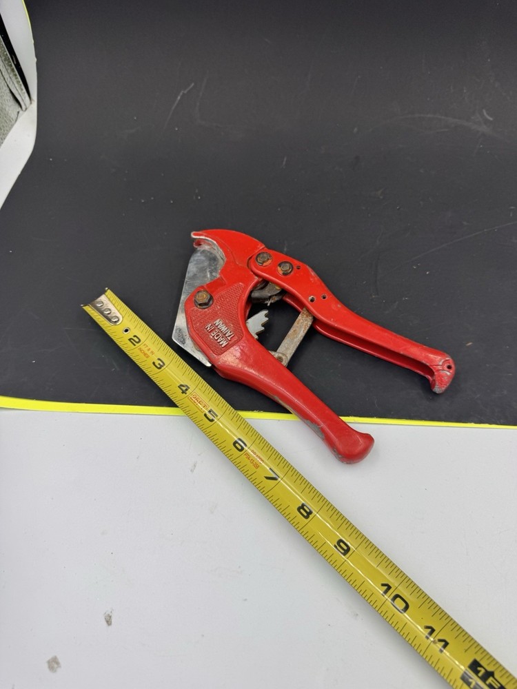 PVC Pipe Cutters Red A3.3