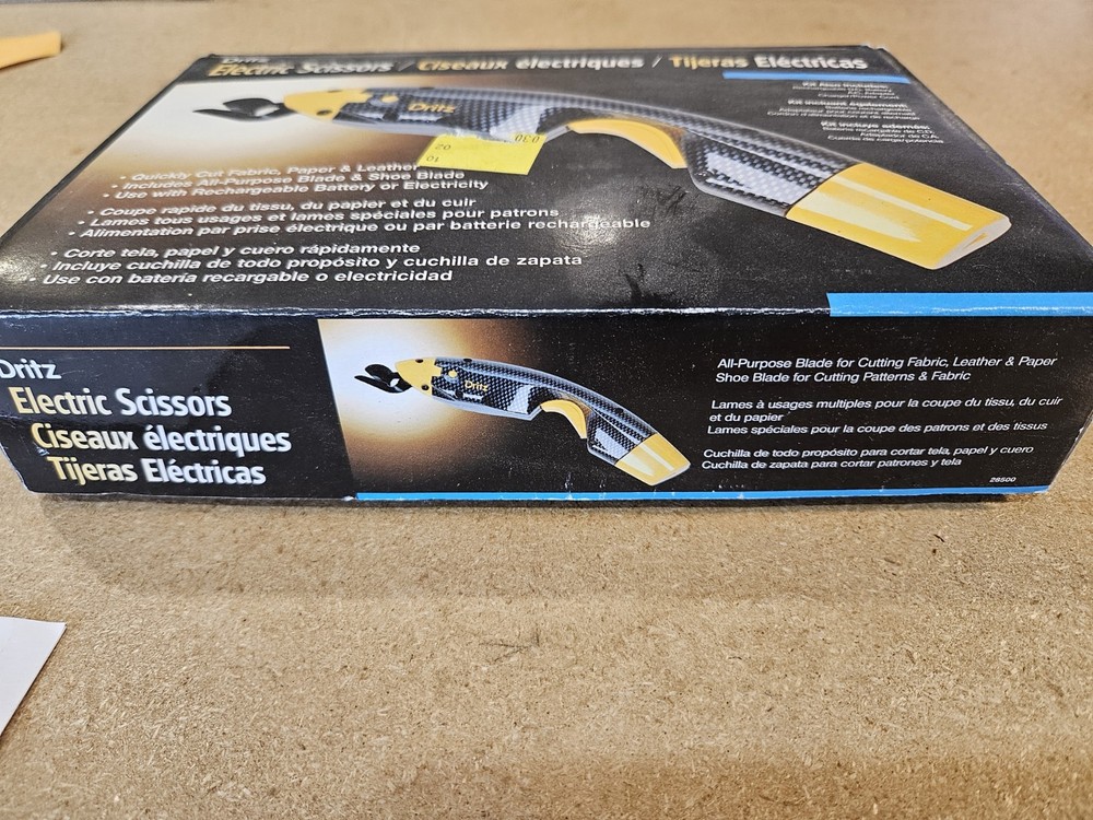 Dritz Electric Scissors Never Used