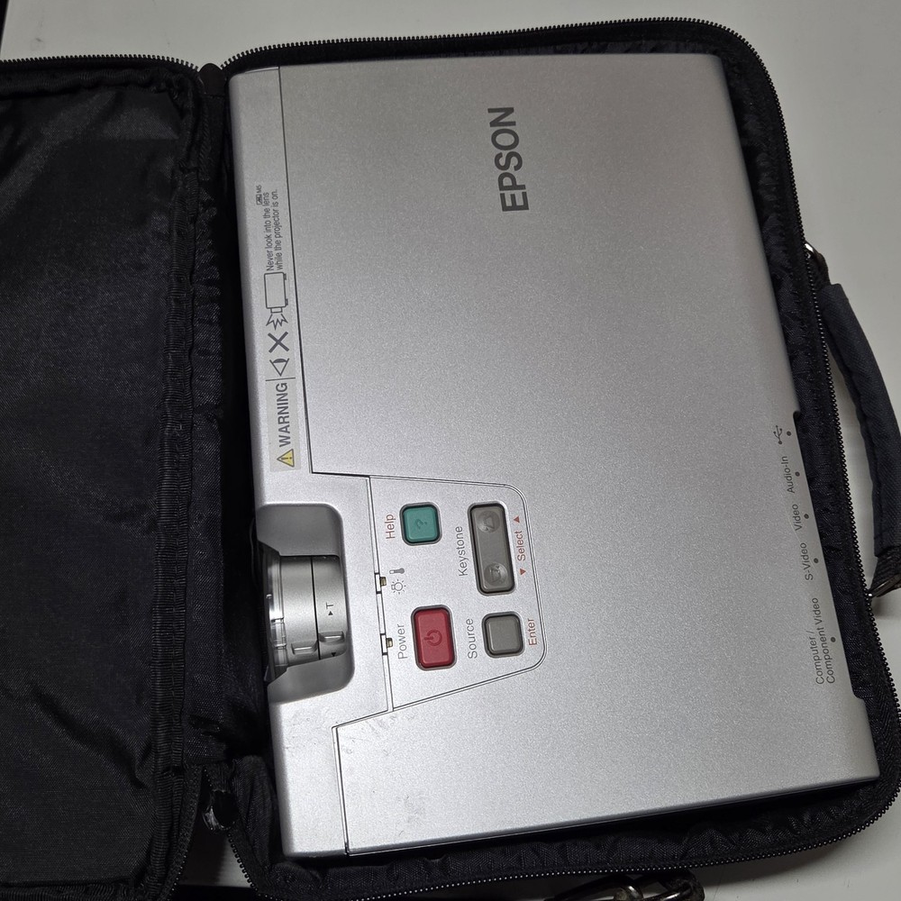 Epson PowerLite 735C LCD Projector W/ Software Cables Remote Case Device Tested