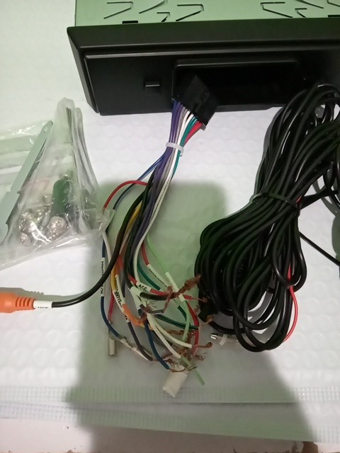 BOSS Audio Systems BVCP9700A-CFL Car Stereo System - Apple CarPlay, Android Auto