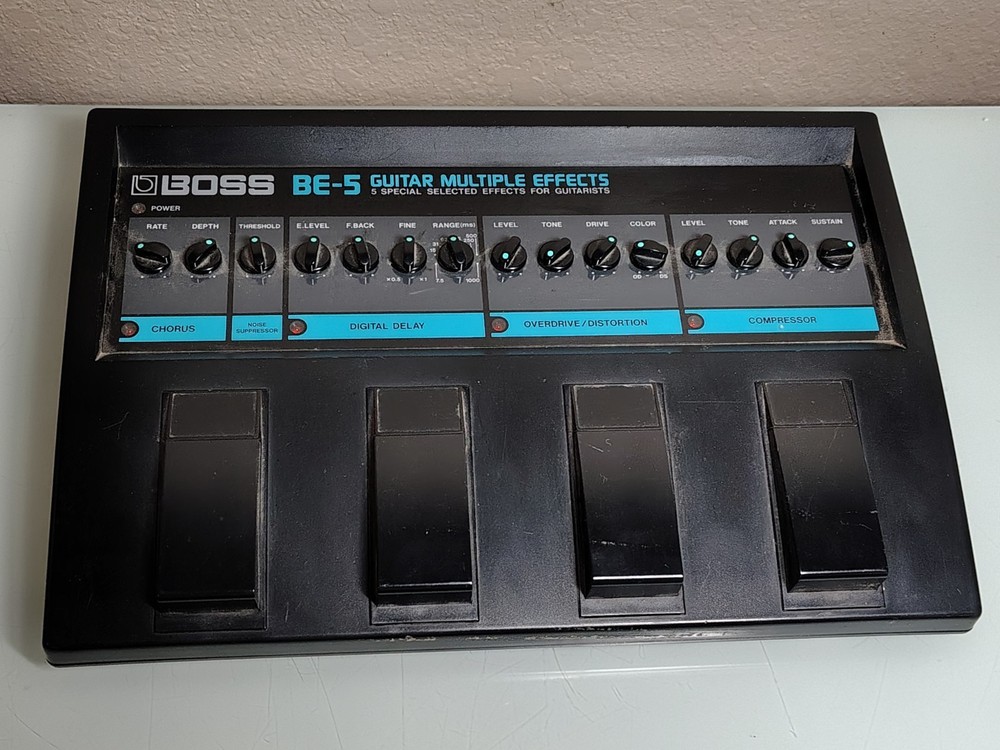 BOSS BE-5 BASS MULTIPLE EFFECTS Pedal Only