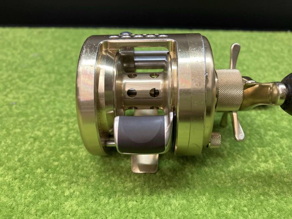 CONQUEST 200 Conquest Bait Reel