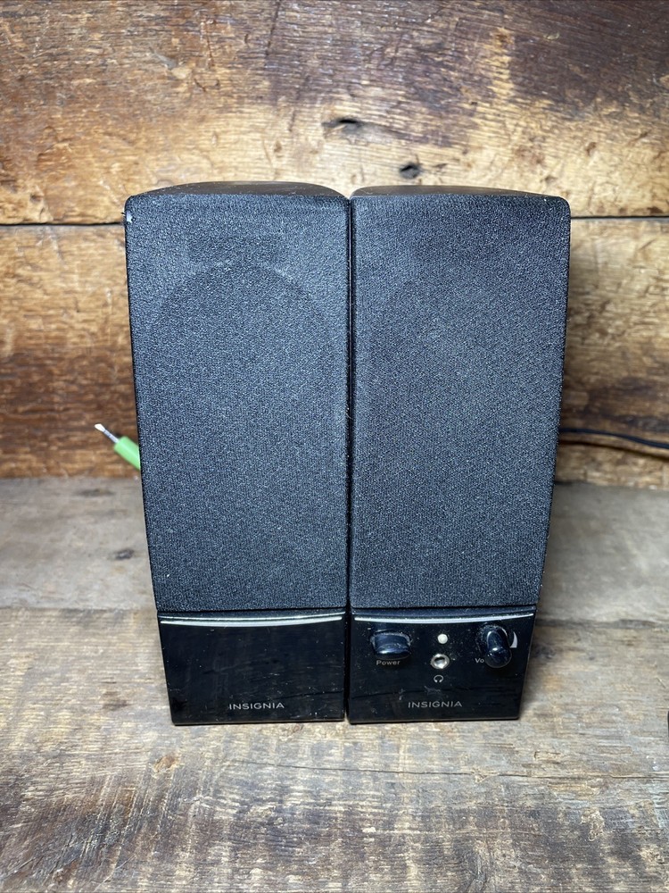 Insignia Computer Speakers Audio Plug Tested Work Great NS-PCS20