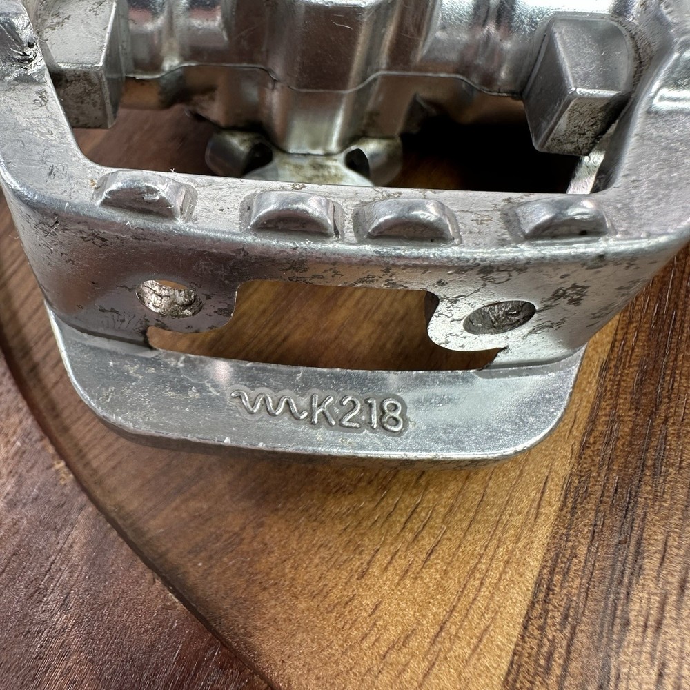 VP-D68 Black Clipless Pedals MTB Dual Sided 9/16
