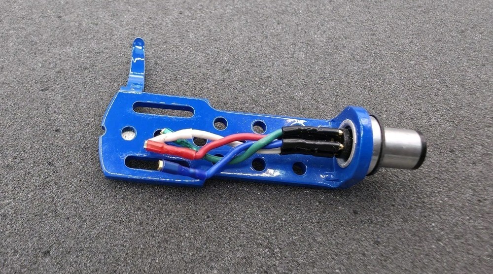Pickering Blue Headshell. Rare. 9 Grams