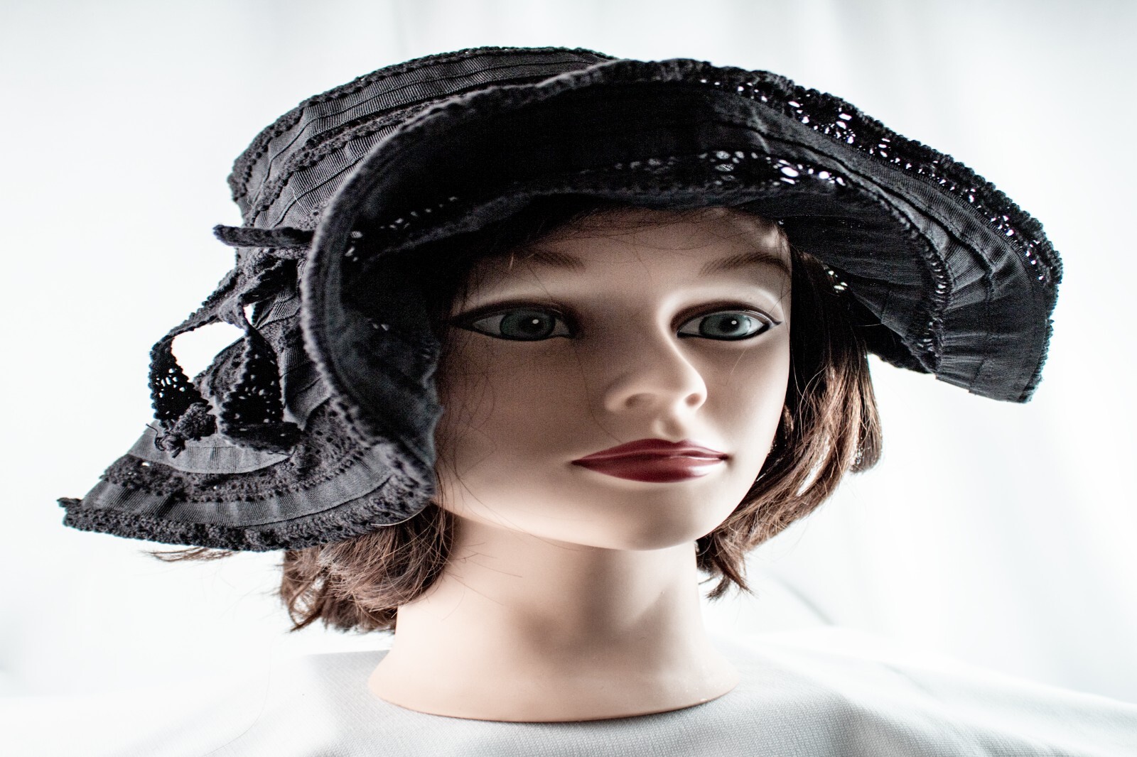 1950's Vintage Black Lace Cotton Women Floppy Bucket Hat Size M 7.1/8