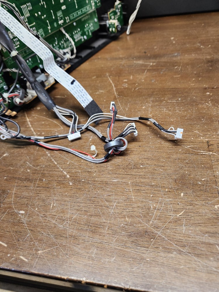 Harman Kardon AVR 254 Front Display