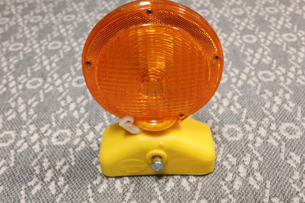 New Toughlite 2000 7.5" Barricade Warning Light