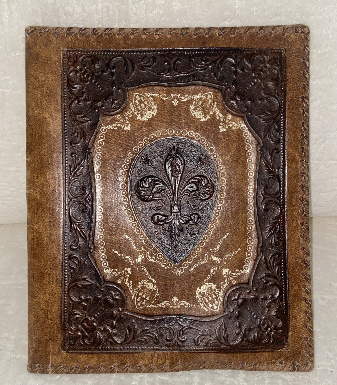 VTG 12" x 10.5" Brown Tan Hand-Tooled  Made Italy Embossed Leather Portfolio VGC