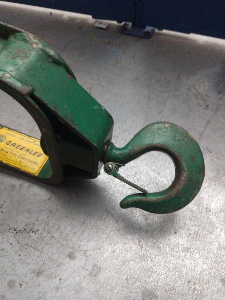 Greenlee 651 12 Hook Type Cable Sheave