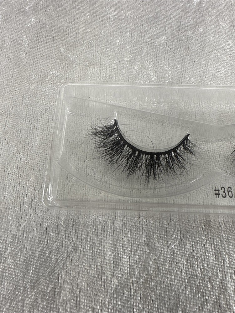 false eyelashes #36A