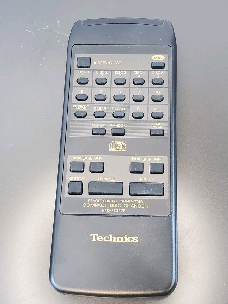 Technics SL-PD947 5 Disc Changer CD Player With Cords And Remote