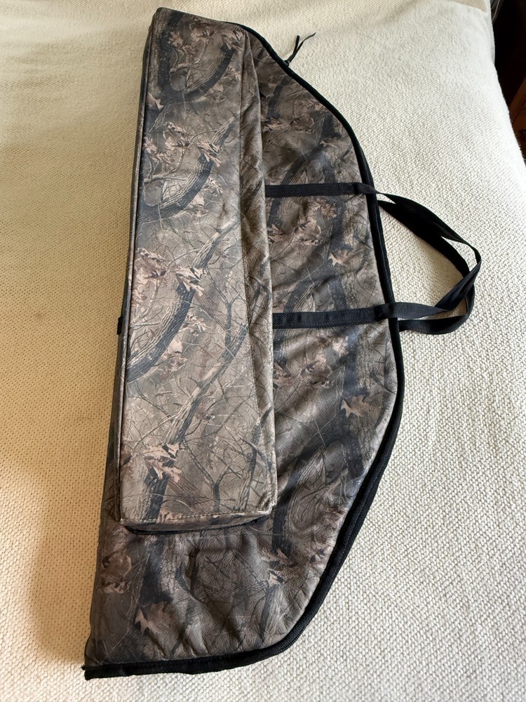 Realtree Hardwoods Soft/Hard Bow Case