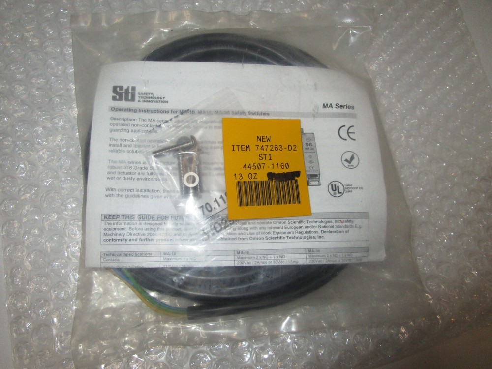 OMRON STI 44507-1660 Interlock Switch,1NO/1NC,ABS