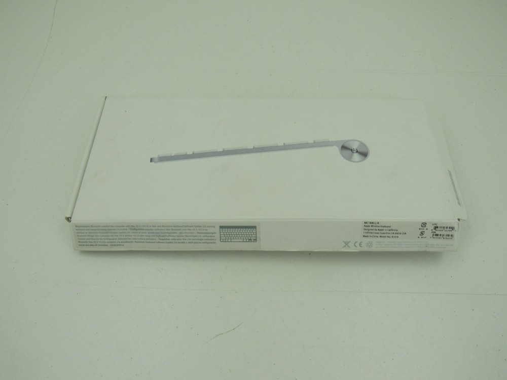 Apple A1314 MC184LL/A Wireless Keyboard